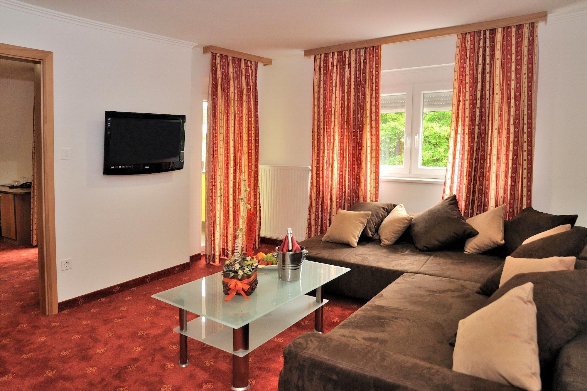 Hotel Medno Eksteriør bilde