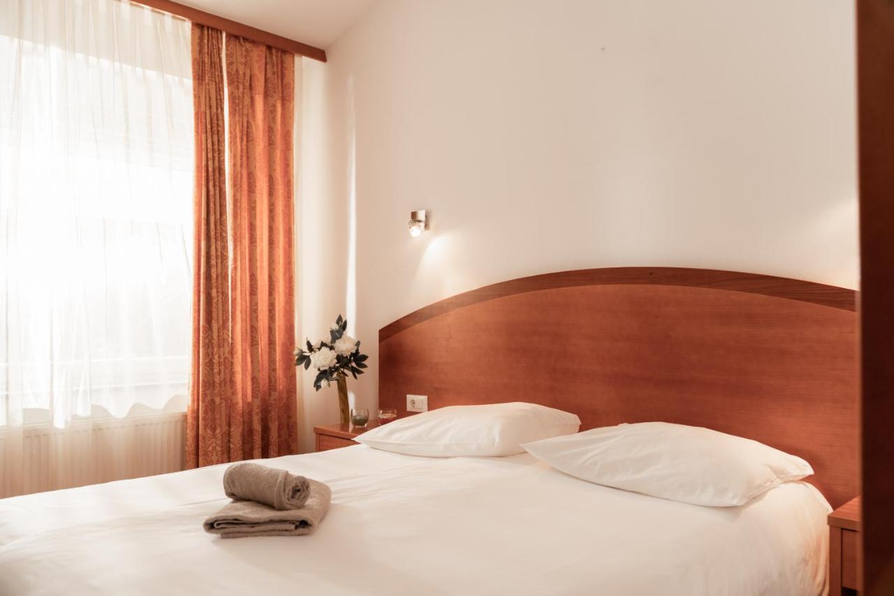 Hotel Medno Eksteriør bilde