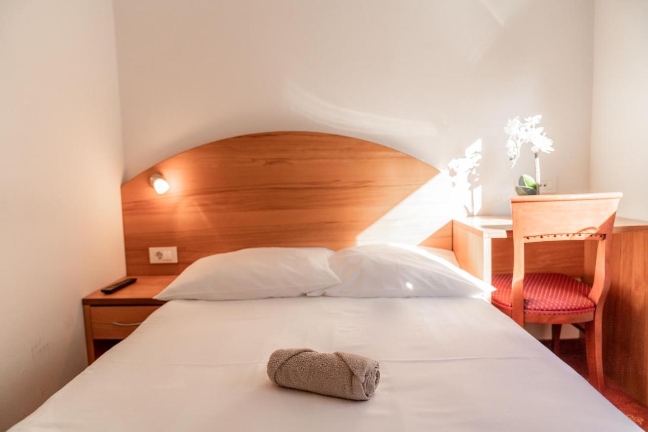 Hotel Medno Eksteriør bilde
