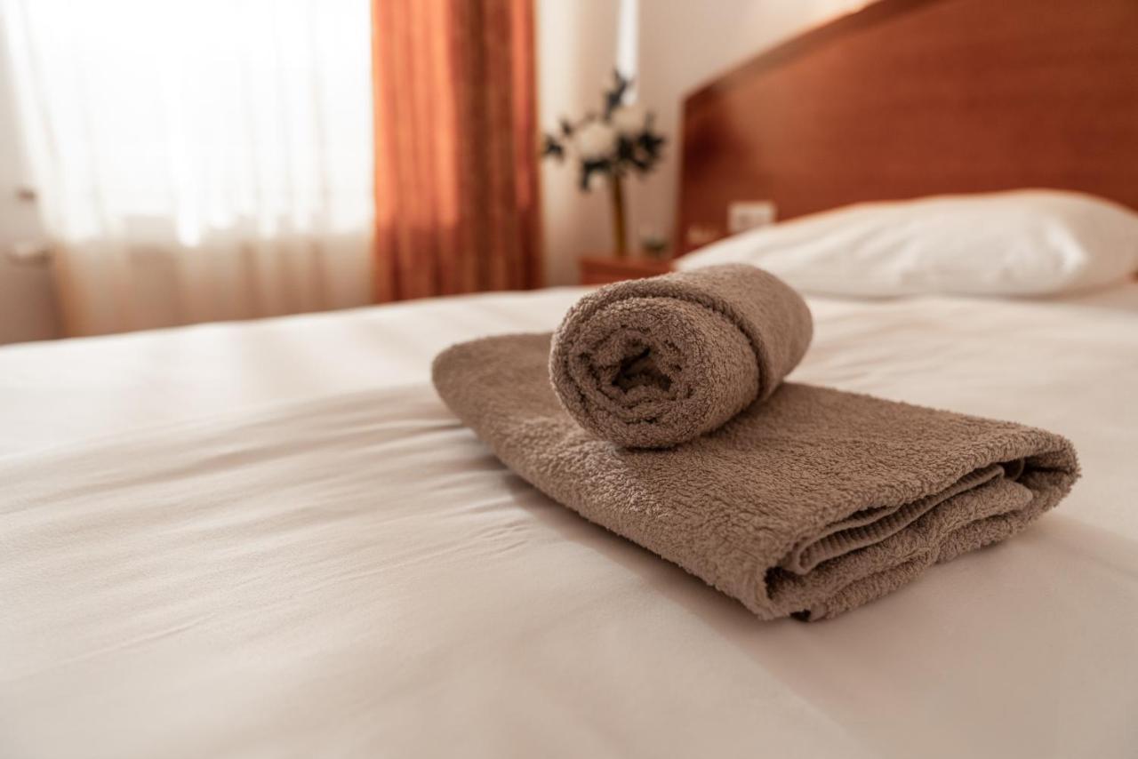 Hotel Medno Eksteriør bilde